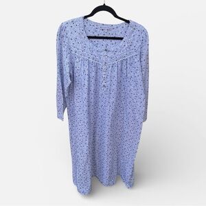 Eileen West  womens large prairie style night gown EUC